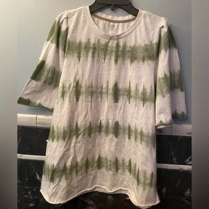 Good Hart Women’s Shirt